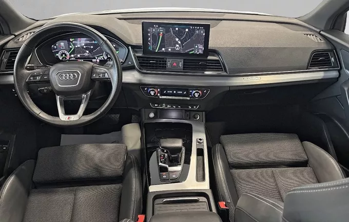 AUDI Q5 Sportback 50 TFSIe 299 S tronic 7 Quattro S line photo 18 2122492