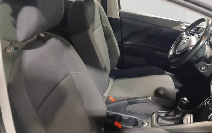 VOLKSWAGEN POLO 1.0 TSI 95 S&S BVM5 Lounge photo 18 946623