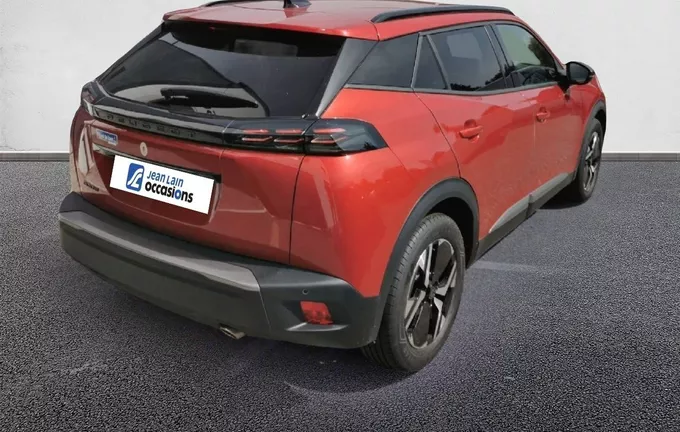 PEUGEOT 2008 BlueHDi 130 S&S EAT8 extérieur trois quart arrière droit 2131054