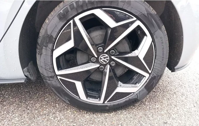 VOLKSWAGEN ID.3 204 ch Pro Performance Family photo 12 460421
