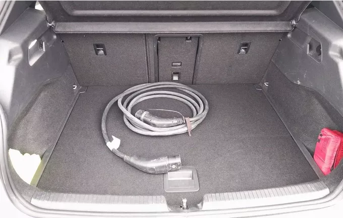 VOLKSWAGEN ID.3 204 ch Pro Performance Family photo 14 460421