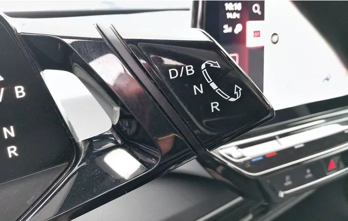 VOLKSWAGEN ID.3 204 ch Pro Performance Family photo 16 460421