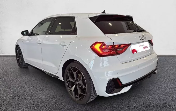 AUDI A1 Sportback 35 TFSI 150 ch S tronic 7 S Line Plus extérieur trois quart arrière gauche 2130525
