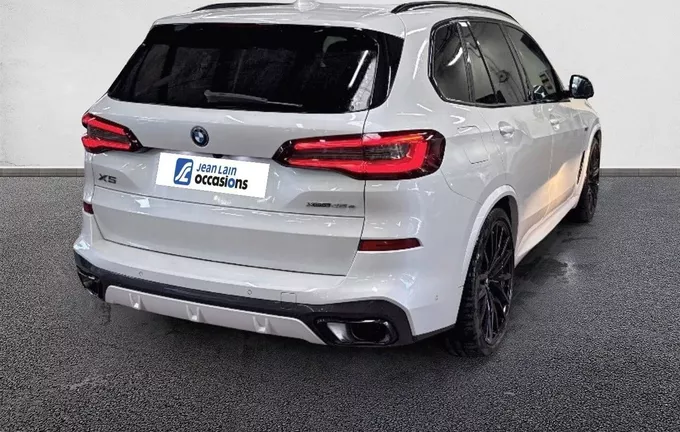 BMW X5 xDrive45e 394 ch BVA8 M Sport extérieur trois quart arrière droit 2132459