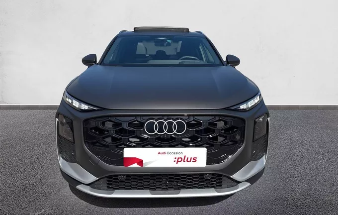 AUDI Q3 TFSI 150 ch Hybride S tronic 7 S line extérieur avant 2129959