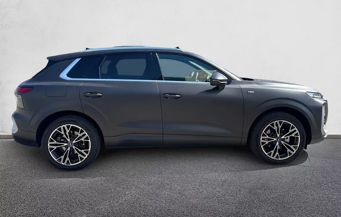 AUDI Q3 TFSI 150 ch Hybride S tronic 7 S line extérieur côté droit 2129959
