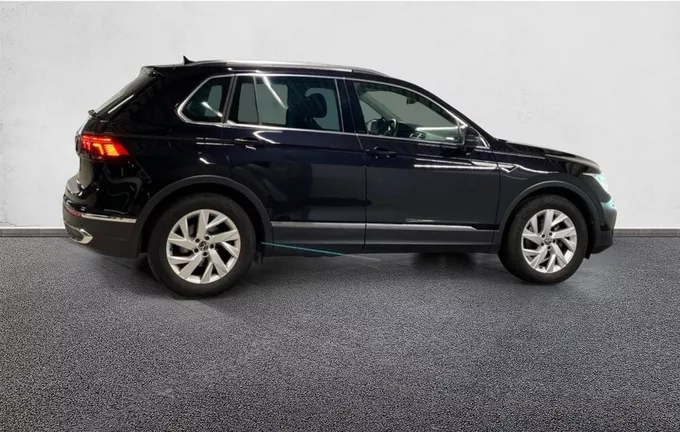 VOLKSWAGEN TIGUAN 1.5 TSI 150ch DSG7 Elegance extérieur côté droit 2125081