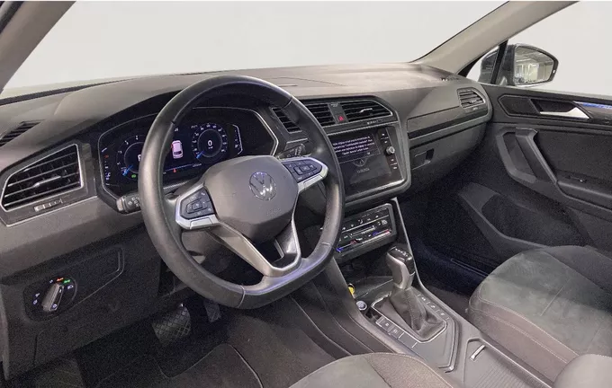 VOLKSWAGEN TIGUAN 1.5 TSI 150ch DSG7 Elegance photo 13 2125081