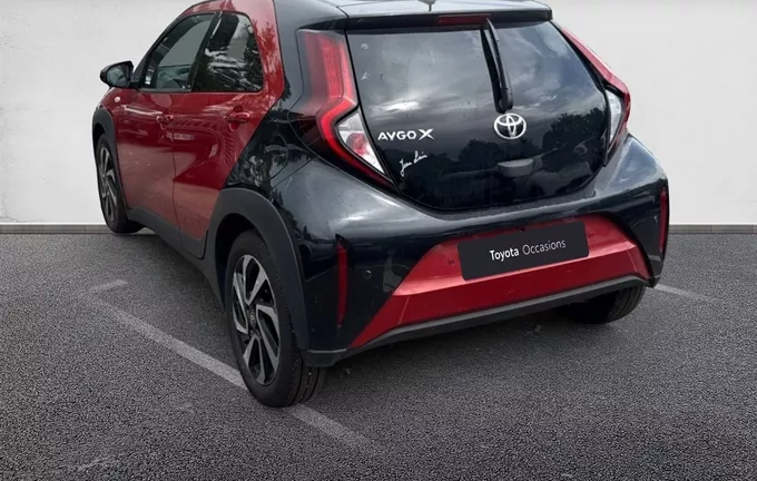 TOYOTA AYGO X 1.0 VVT-i 72 S-CVT Design extérieur trois quart arrière gauche 1103781