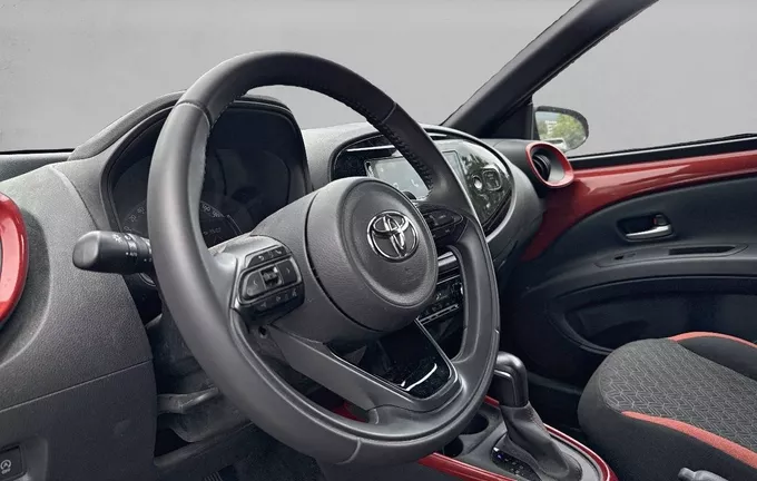 TOYOTA AYGO X 1.0 VVT-i 72 S-CVT Design photo 11 1103781