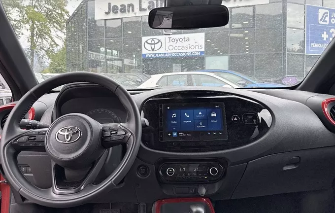 TOYOTA AYGO X 1.0 VVT-i 72 S-CVT Design photo 18 1103781