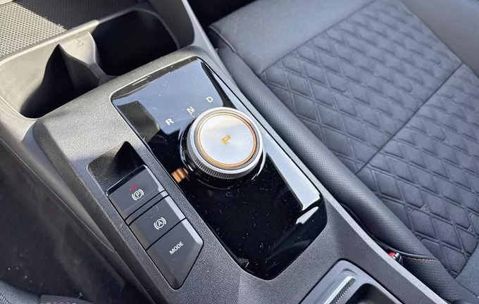 MG MG3 1.5 L Hybrid+ 195 ch Luxury photo 13 7198