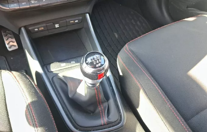 HYUNDAI I20 1.0 T-GDi 100 DCT-7 Hybrid 48V N Line Creative photo 13 14017