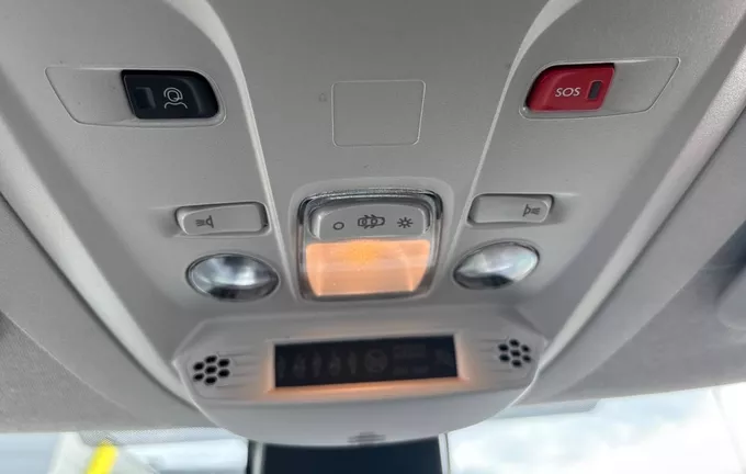 CITROEN BERLINGO Diesel 100 ch M Manuelle Plus photo 21 058105