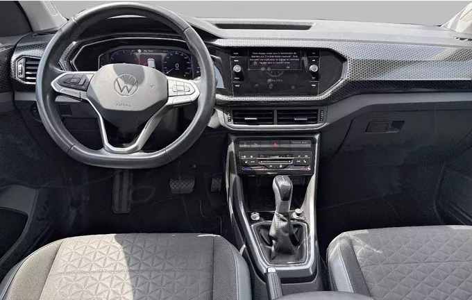VOLKSWAGEN T-CROSS 1.0 TSI 110 Start/Stop DSG7 Carat extérieur trois quart avant droit 2128674