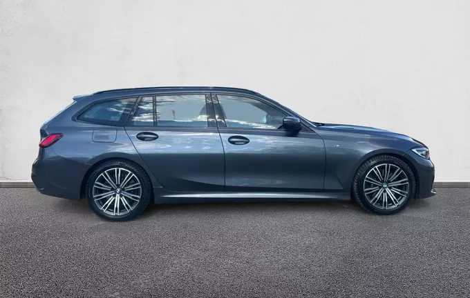 BMW SERIE 3 Touring 330i 258 ch BVA8 M Sport extérieur côté droit 946229