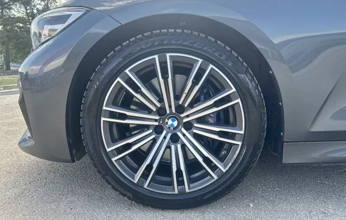 BMW SERIE 3 Touring 330i 258 ch BVA8 M Sport photo 13 946229