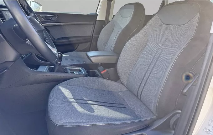 SEAT ATECA 2.0 TDI 115 ch Start/Stop Style extérieur trois quart arrière droit 2125924