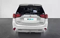 Miniature MITSUBISHI OUTLANDER 2.4l PHEV Twin Motor 4WD Intense extérieur trois quart arrière droit 945560