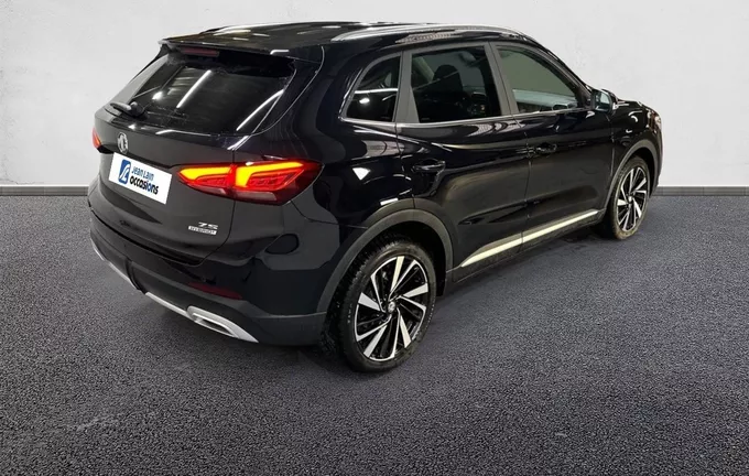 MG ZS 1.5 L Hybrid+ 197 ch Luxury extérieur trois quart arrière droit 601195