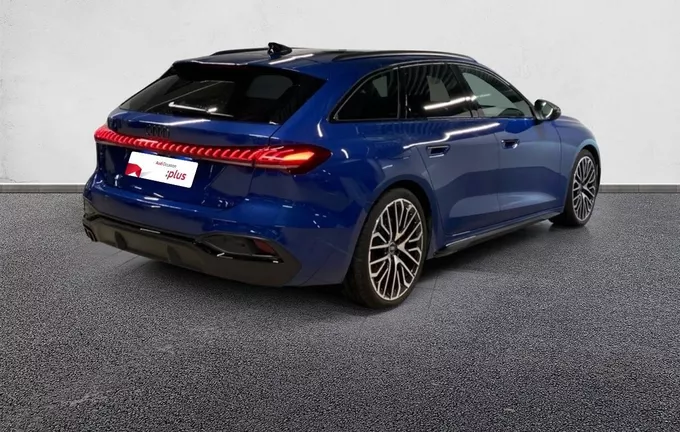 AUDI A5 Avant TDI Hybride 204 ch S tronic 7 Quattro S line extérieur trois quart arrière droit NC