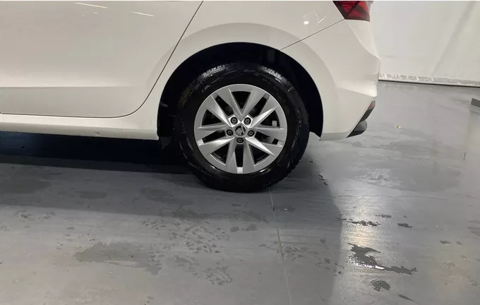 SKODA FABIA 1.0 TSI 95 ch BVM5 Ambition photo 12 2130278