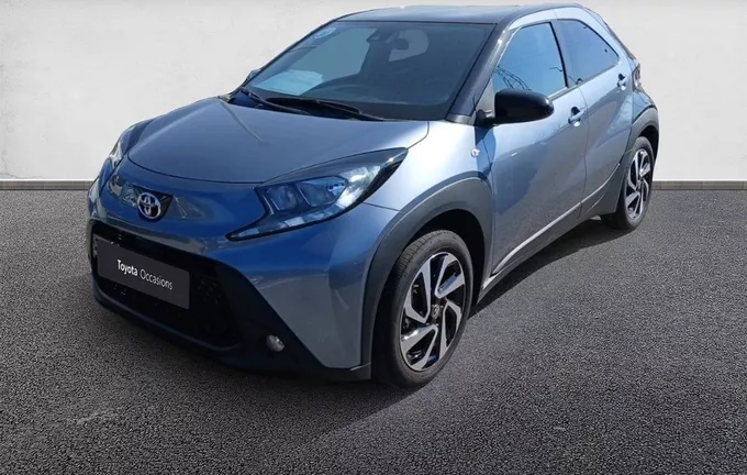 TOYOTA AYGO X 1.0 VVT-i 72 S-CVT Design extérieur trois quart avant gauche 1103591