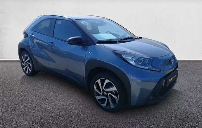 TOYOTA AYGO X 1.0 VVT-i 72 S-CVT Design extérieur trois quart avant droit 1103591