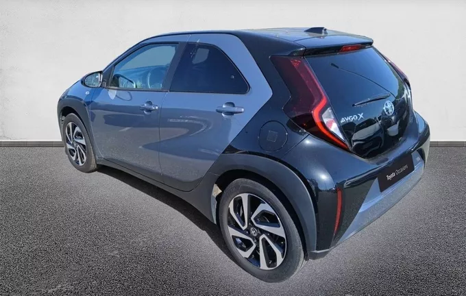 TOYOTA AYGO X 1.0 VVT-i 72 S-CVT Design extérieur trois quart arrière gauche 1103591