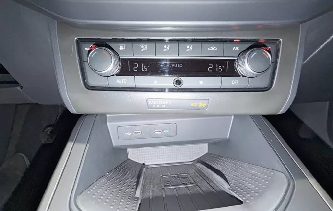 SEAT ARONA 1.0 TSI 95 ch Start/Stop BVM5 FR photo 14 3793