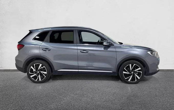 MG ZS 1.5 L Hybrid+ 197 ch Luxury extérieur côté droit 601172