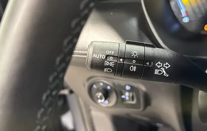 MG ZS 1.5 L Hybrid+ 197 ch Luxury photo 18 601172