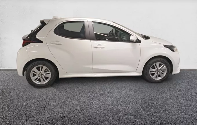 TOYOTA YARIS Hybride 116h Dynamic Business extérieur côté droit 1103729