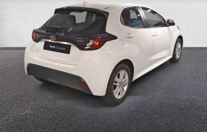 TOYOTA YARIS Hybride 116h Dynamic Business extérieur trois quart arrière droit 1103729