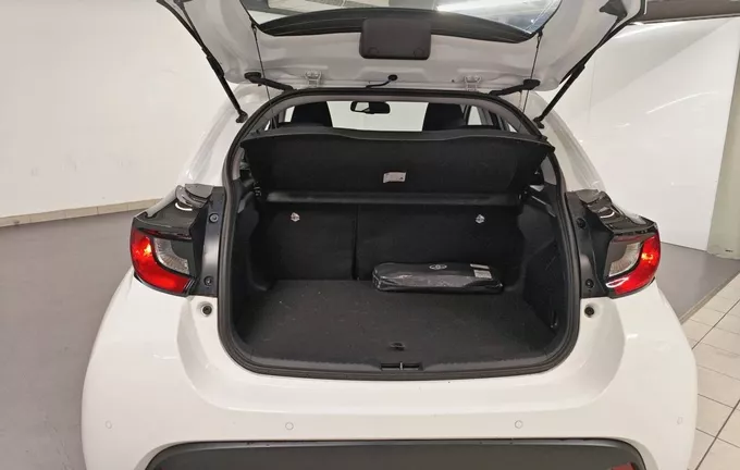 TOYOTA YARIS Hybride 116h Dynamic Business photo 10 1103729