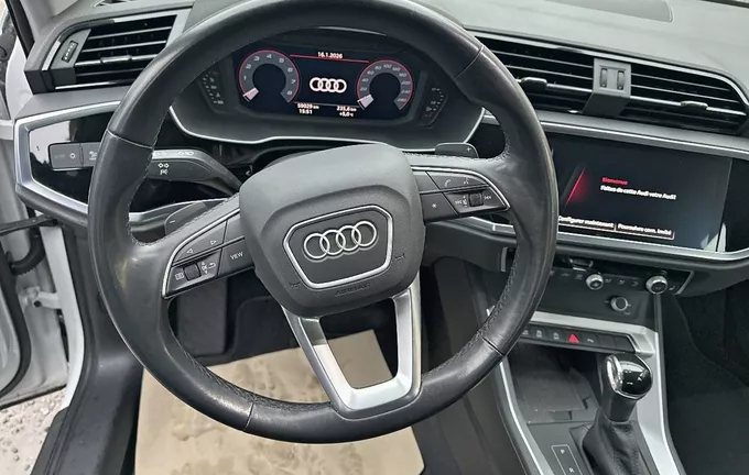 AUDI Q3 35 TFSI 150 ch S tronic 7 Design photo 12 560109