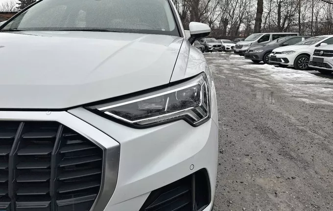AUDI Q3 35 TFSI 150 ch S tronic 7 Design photo 20 560109