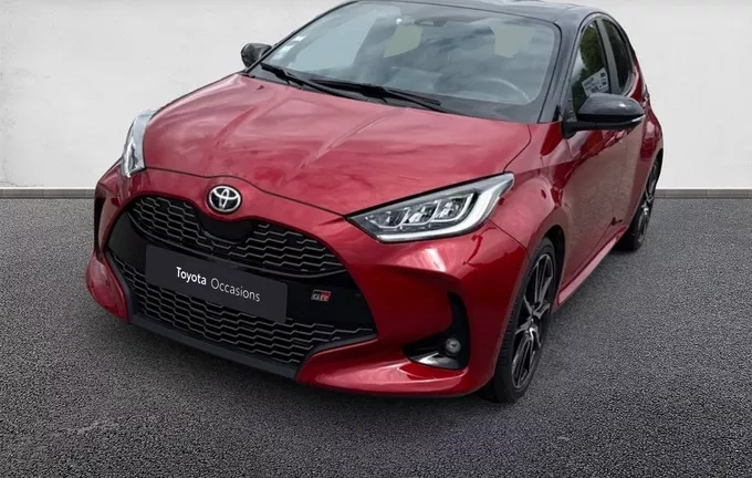 TOYOTA YARIS Hybride 116h GR Sport extérieur trois quart avant gauche 1103460