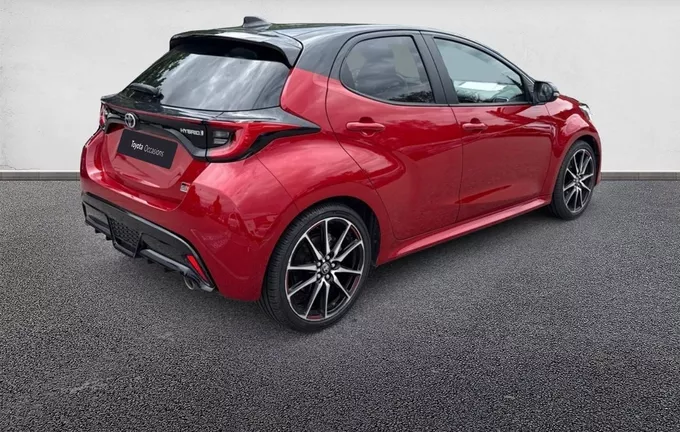 TOYOTA YARIS Hybride 116h GR Sport extérieur trois quart arrière droit 1103460