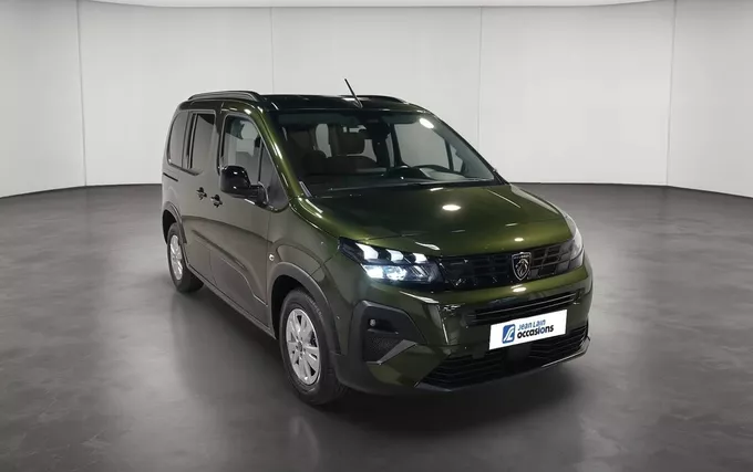 PEUGEOT RIFTER M Diesel 100 ch Manuelle 5pl Allure extérieur trois quart avant droit 946742