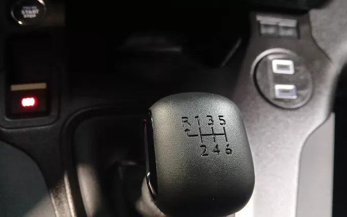 PEUGEOT RIFTER M Diesel 100 ch Manuelle 5pl Allure photo 13 946742