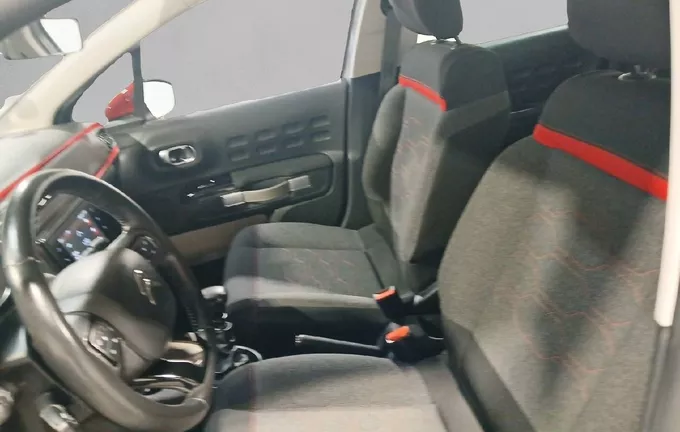 CITROEN C3 PureTech 110 S&S BVM6 Feel photo 11 946077
