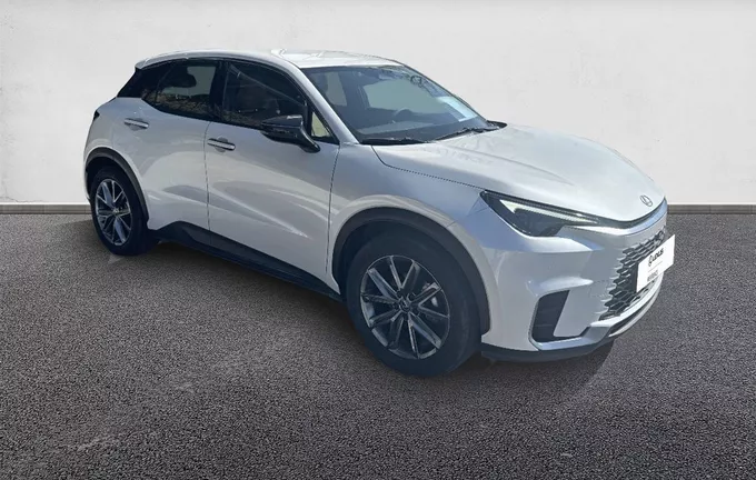 LEXUS LBX 2WD Elegant extérieur trois quart avant droit 1103214