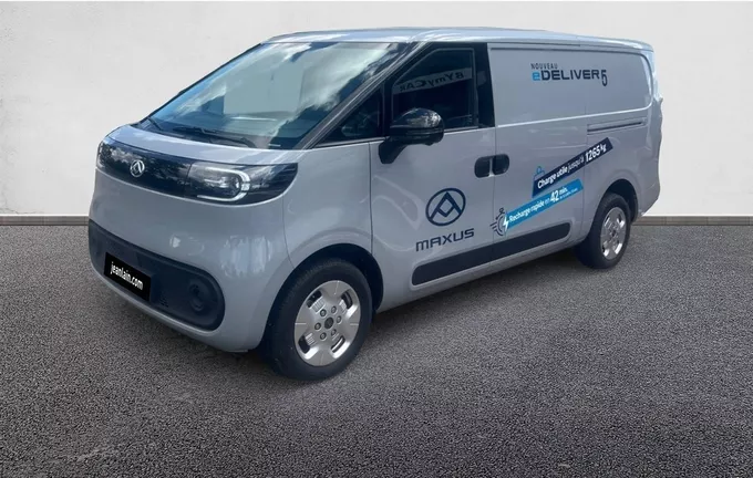 MAXUS E-DELIVER5 FOURGON L1H1 64 KWH extérieur trois quart avant gauche 6801972