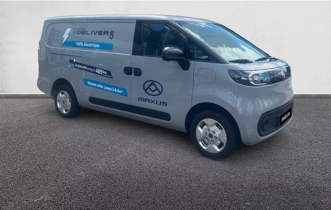 MAXUS E-DELIVER5 FOURGON L1H1 64 KWH extérieur trois quart avant droit 6801972