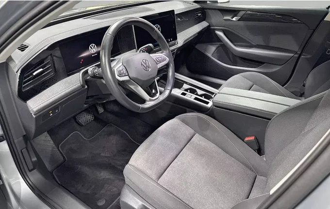 VOLKSWAGEN PASSAT 1.5 eTSI OPF 150 DSG7 photo 13 2120194