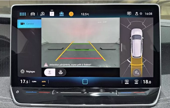 VOLKSWAGEN PASSAT 1.5 eTSI OPF 150 DSG7 photo 18 2120194