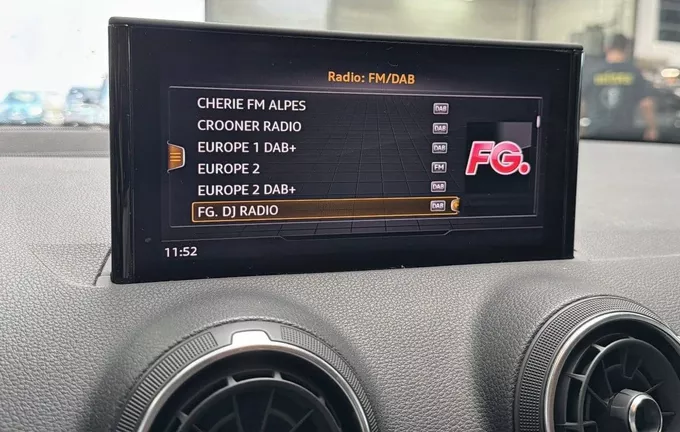 AUDI Q2 30 TDI 116 S tronic 7 Design photo 15 213593
