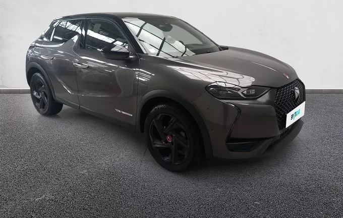 DS DS3 Crossback PureTech 130 EAT8 Performance Line+ extérieur trois quart avant droit 945208