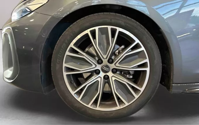 AUDI A5 TFSI 150 ch S tronic 7 S line photo 9 2133062